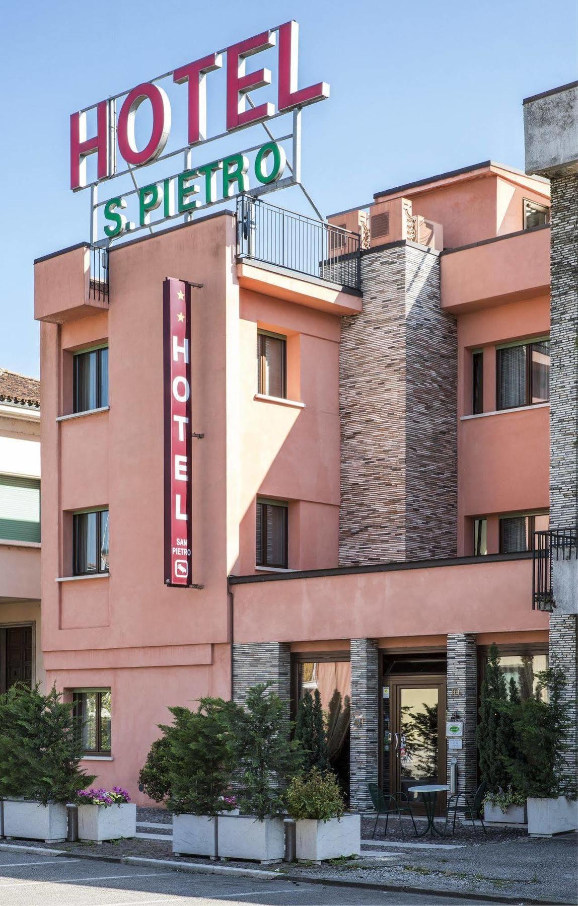 Hotel San Pietro Villafranca di Verona Dış mekan fotoğraf